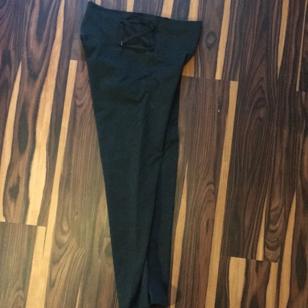 Great condition Demi Lovato Fabletics leggings